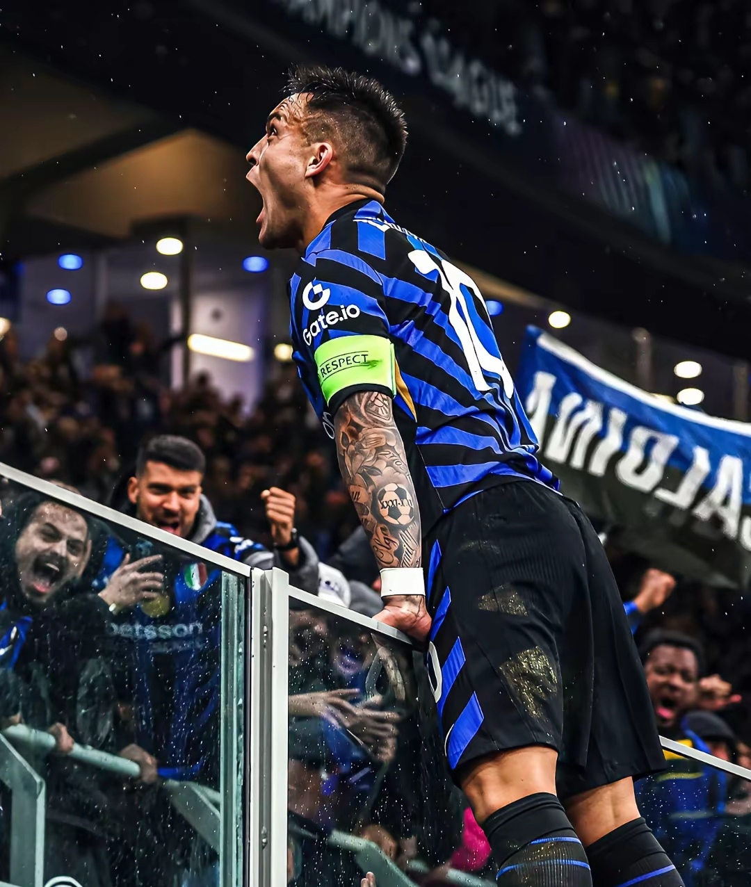 包含今晨欧超杯传出新动向，国际米兰单刀错失，管理层表态——媒体盛赞，轮换策略成焦点的词条-满冠娱乐