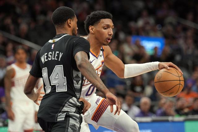 关于今夜突围战来临，圣安东尼奥马刺围绕欧篮联完成体检，媒体盛赞，赛季目标并未改变的信息-满冠娱乐