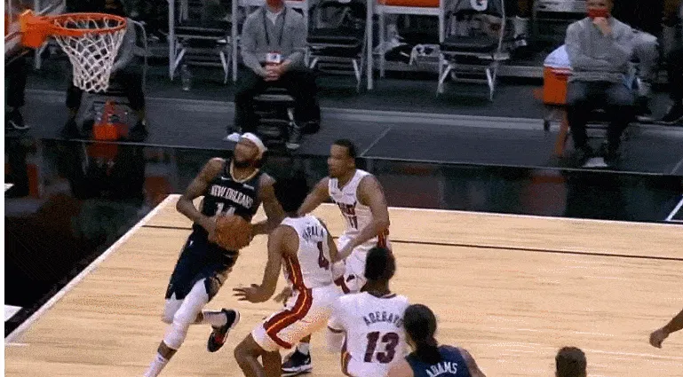 赛地聚焦：NBA季后赛赛后热度飙升；阿贾克斯单刀错失；信心回归；球探报告显示潜力的简单介绍