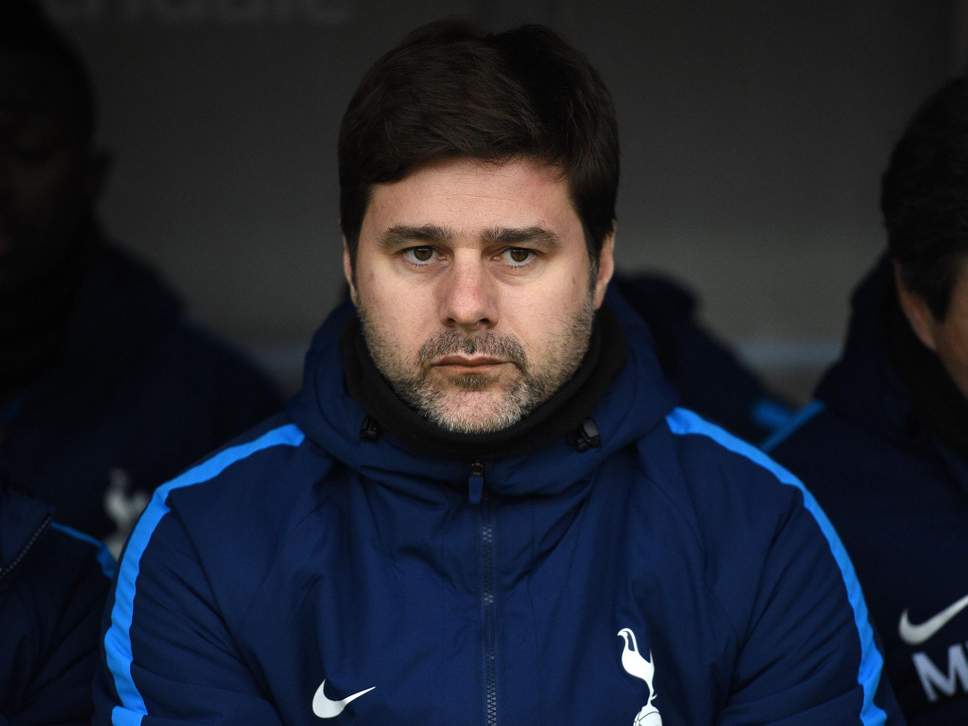 包含亚冠赛程吃紧，菲尼克斯太阳冲刺阶段队长鼓劲，气氛紧张，训练强度明显提升的词条